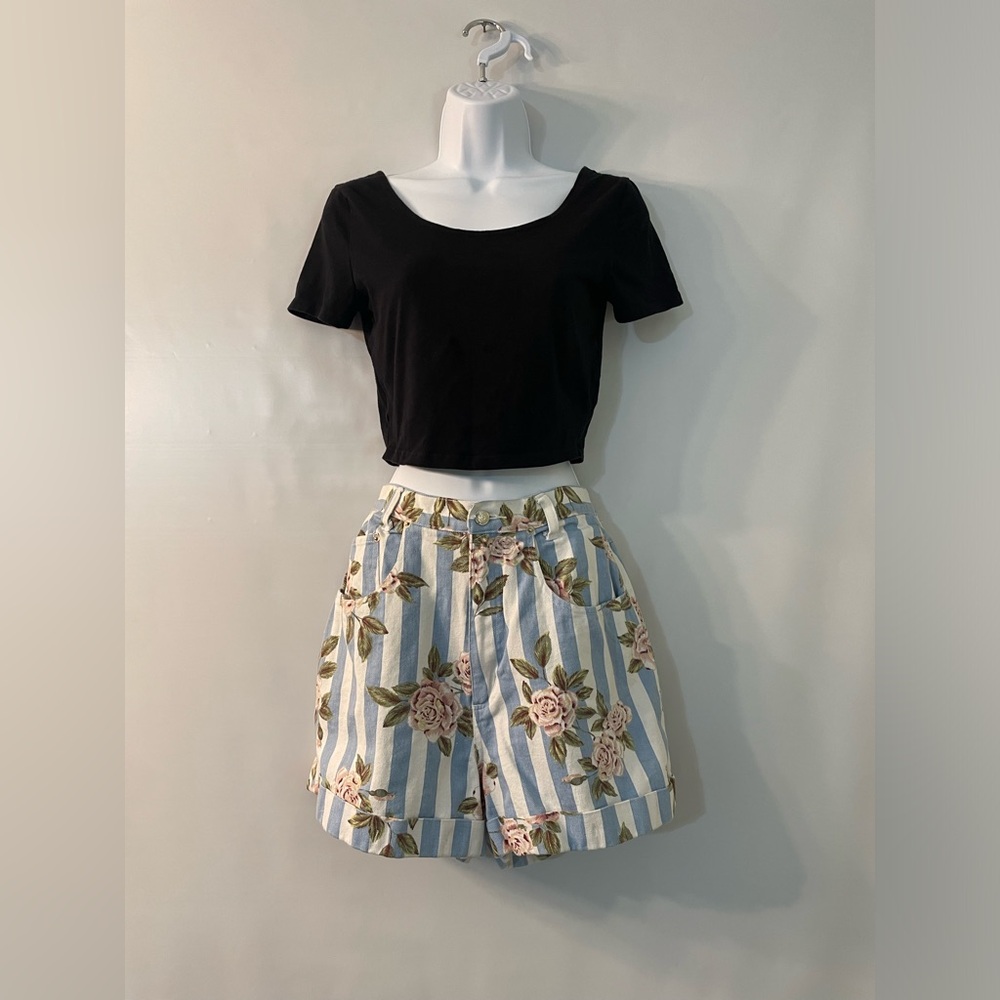 Vintage GET! Floral Shorts